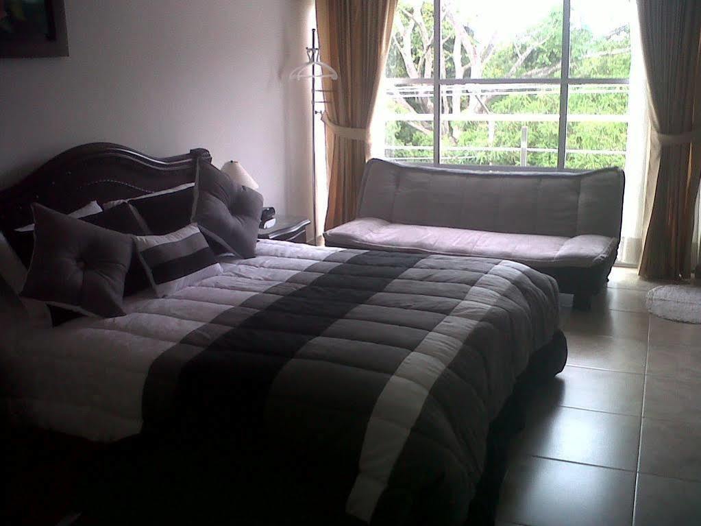 Hotel Mi Corral Plaza Montería 外观 照片