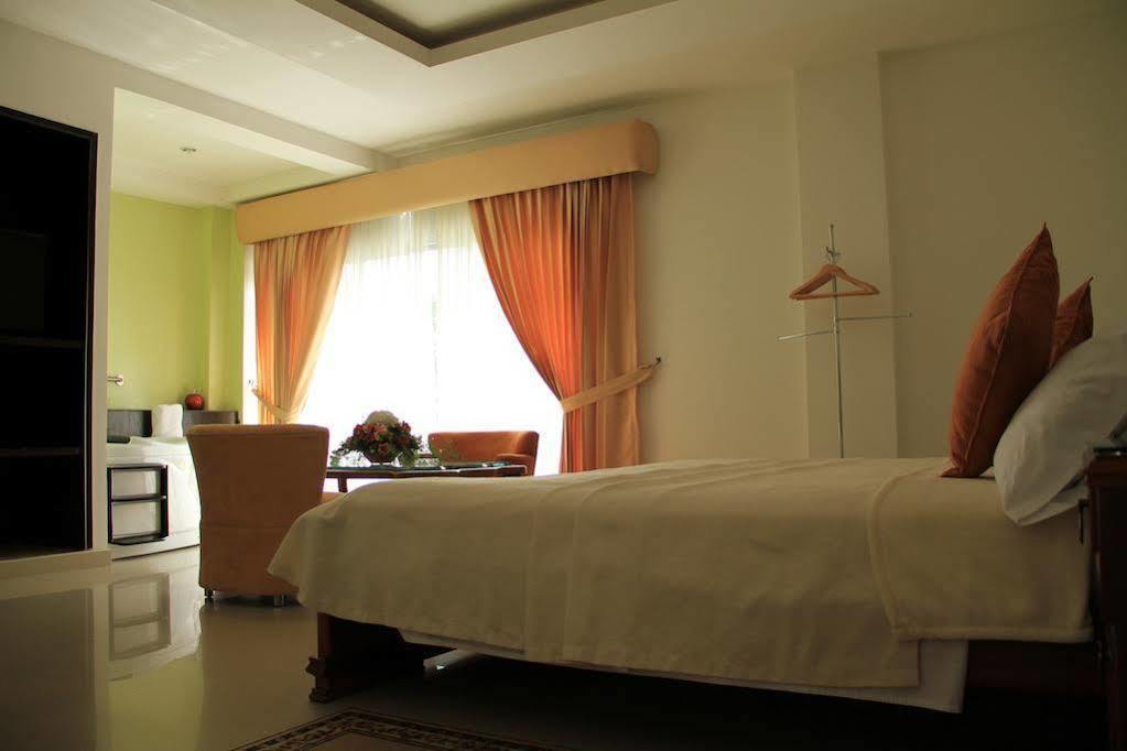 Hotel Mi Corral Plaza Montería 外观 照片