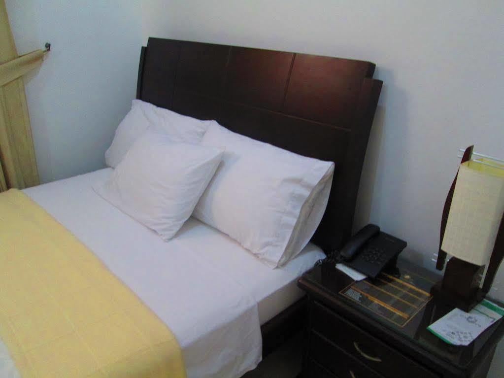 Hotel Mi Corral Plaza Montería 外观 照片